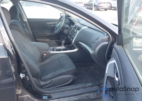 2015 Nissan Altima 2.5 S z USA, uszkodzony, nr VIN 1N4AL3APXFC108728